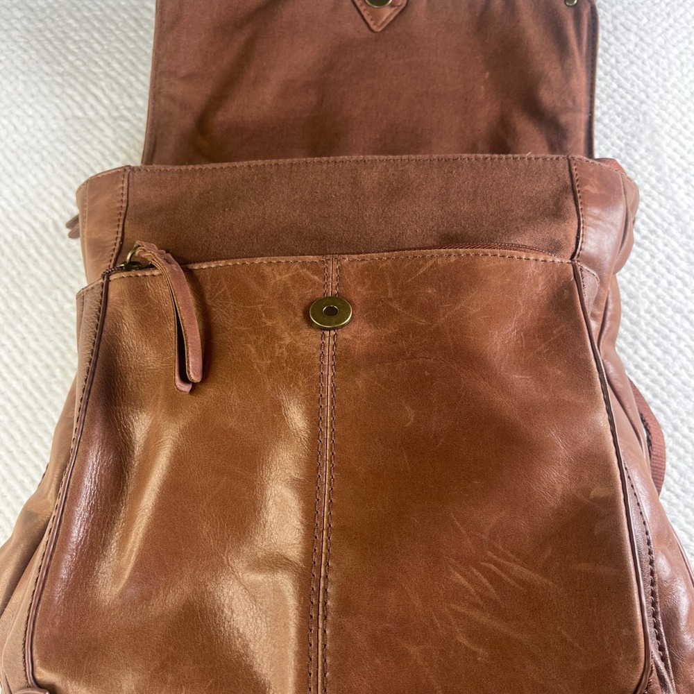 The Sak Brown Leather Backpack Convertible Messenger Bag Brass Hardware Tassel - Picture 3 of 10